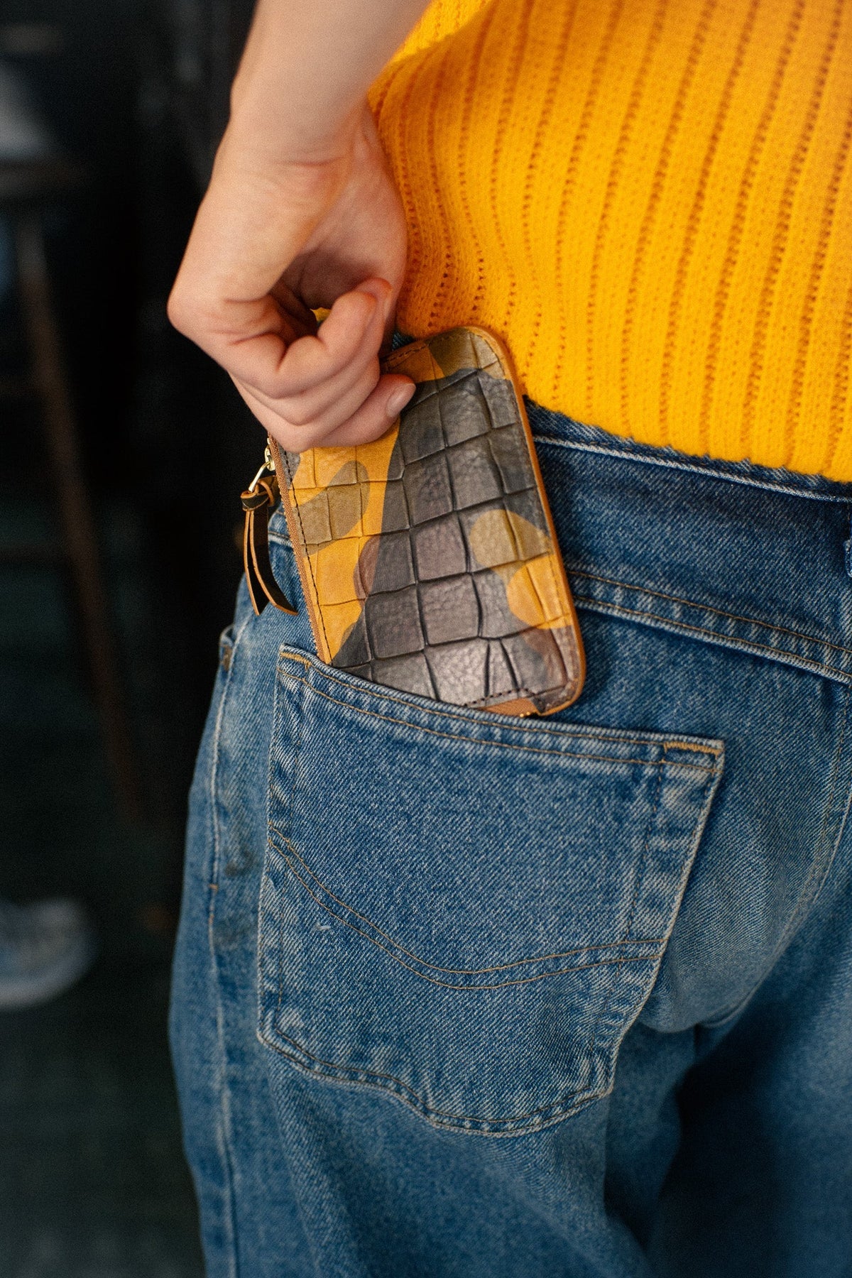 Escuyer camouflage zip wallet in yellow — vegetable-tanned Italian leather, handcrafted in Portugal, special edition