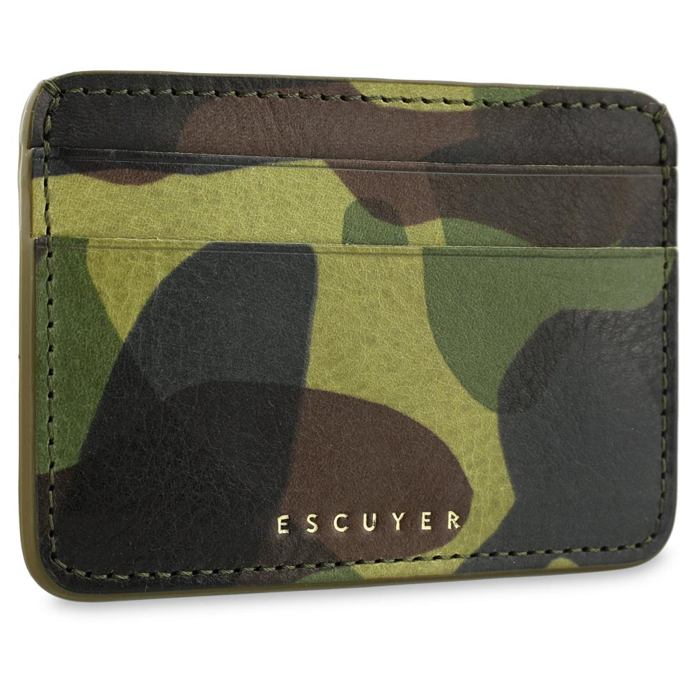 Green, black and brown Camouflage-patterned cardholder with 'ESCUYER' branding. Handmade in Portugal from Italian vegetable tanned leather. 