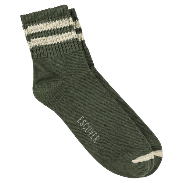 A pair of ankle socks in khaki/ecru color with a striped pattern at the top and the brand name 'ESCUYER' visible on the foot area.