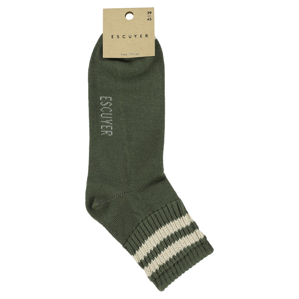 A pair of ankle socks in khaki/ecru color with a striped pattern at the top and the brand name 'ESCUYER' visible on the foot area.
