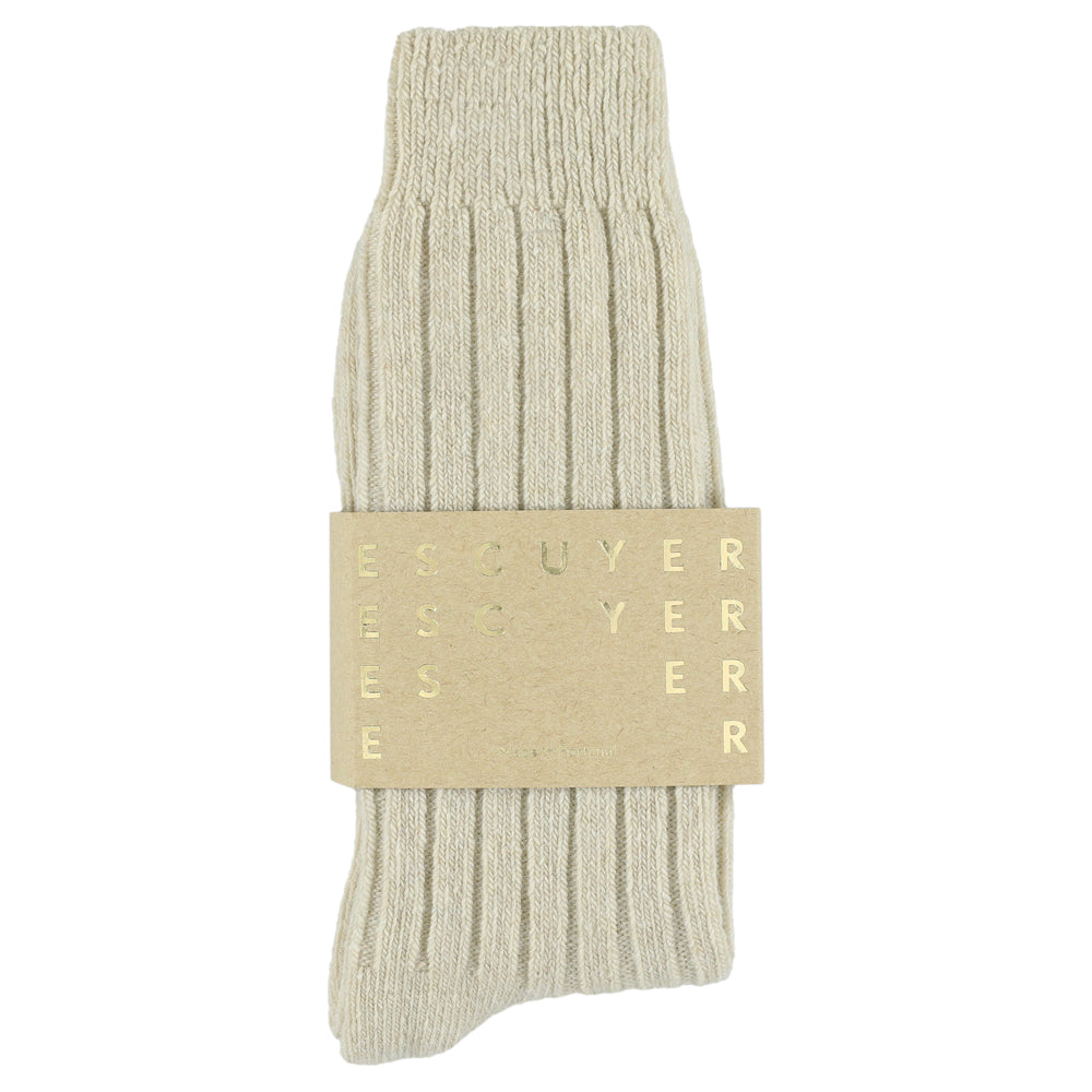 Close-up of Escuyer Ecru cashmere crew socks showing soft knit texture — 10% cashmere, 38% virgin wool, GRS certified recycled polyamide