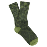 Women's leopard print crew socks in green, slub cotton, made in Portugal by Escuyer