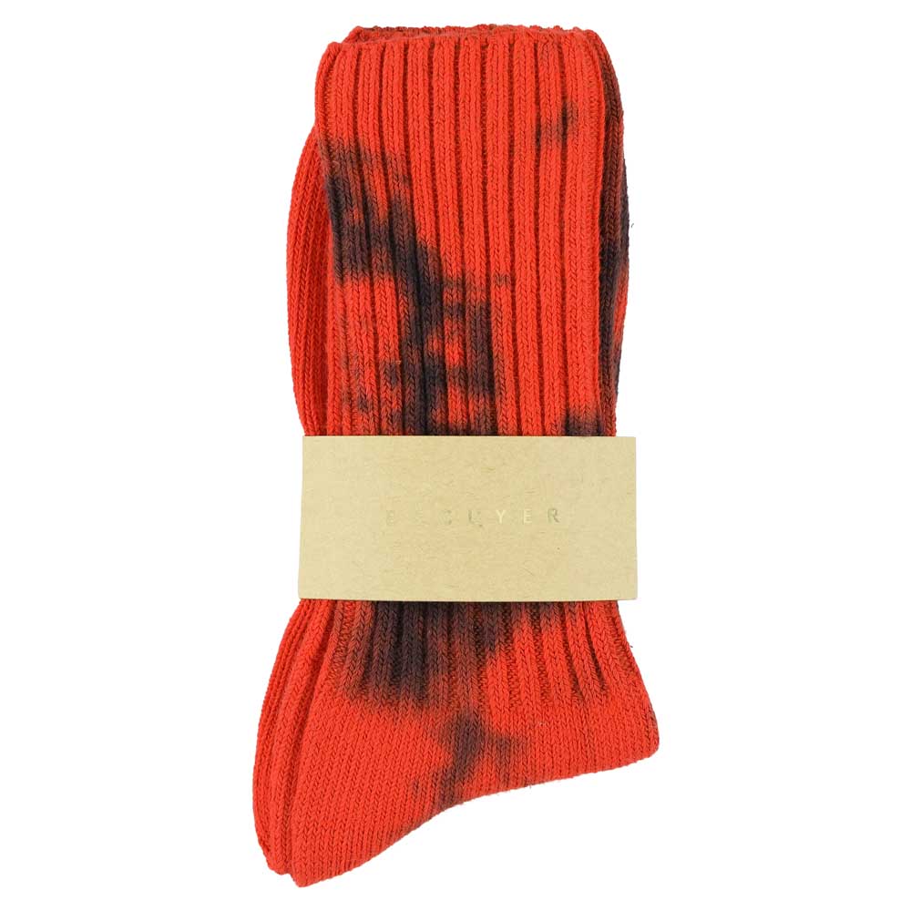 One-of-a-kind women's tie dye crew socks in orange and black, hand-dyed, made in Portugal by Escuyer