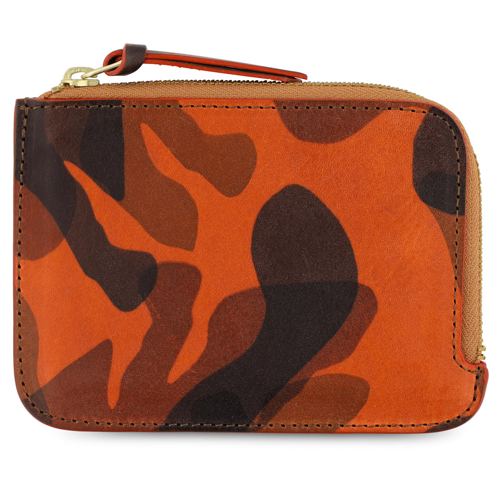 Camouflage-patterned wallet with a zipper, handmade in Portugal from Italian vegetable tanned leather